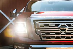 Nissan Titan XD Platinum Reserve Crew Cab 2019 года
