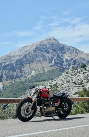 Triumph Thruxton 900 Stalker by Tamarit Motorcycles