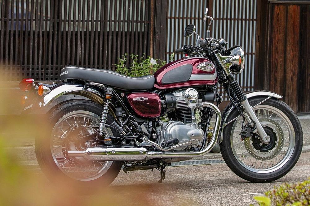 Kawasaki W800 2020 с историческими корнями