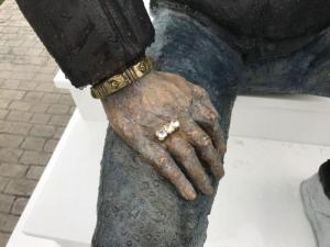 Памятник для Antonio El Tonto