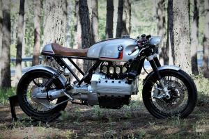 Кастомный кафе рейсер на базе BMW K1100LT: творение от D’S Motorcycles