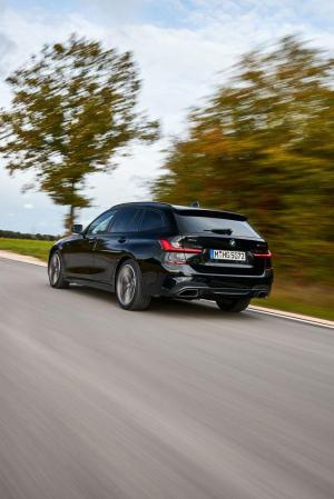 BMW M340i xDrive Touring 2019 года