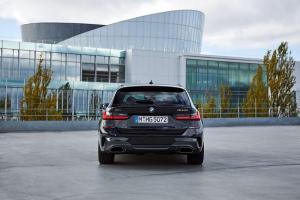 BMW M340i xDrive Touring 2019 года