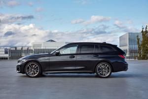 BMW M340i xDrive Touring 2019 года