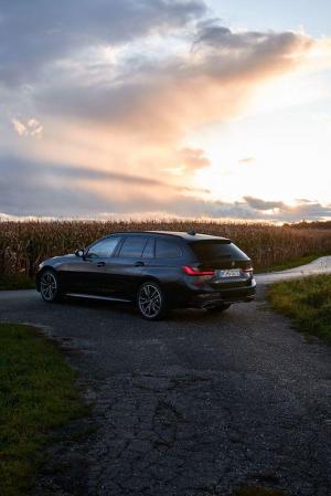 BMW M340i xDrive Touring 2019 года