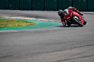 Ducati Panigale V2 2020 года