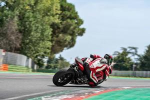 Ducati Panigale V2 2020 года