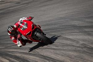 Ducati Panigale V2 2020 года