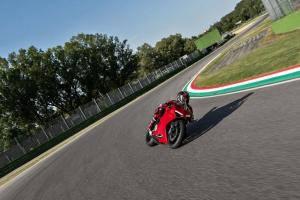 Ducati Panigale V2 2020 года
