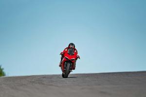 Ducati Panigale V2 2020 года