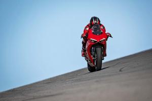 Ducati Panigale V2 2020 года
