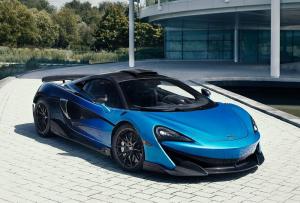 McLaren 600LT в цвете Comet Fade сочетает три цвета для более яркого вида