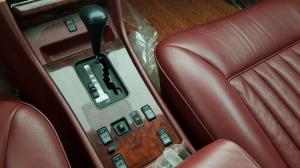 1986 Mercedes-Benz 560 SEL