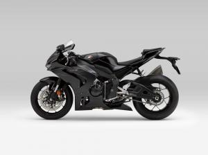 Honda CBR1000RR-R 2020 года