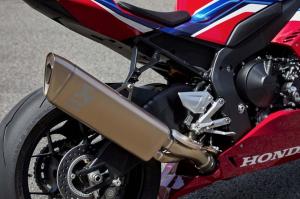Honda CBR1000RR-R SP 2020 года