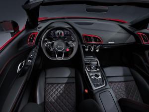 Audi R8 V10 RWD Spyder 2019 года