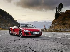Audi R8 V10 RWD Spyder 2019 года