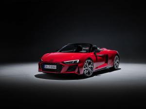 Audi R8 V10 RWD Spyder 2019 года