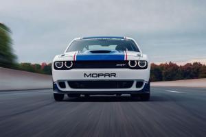 Dodge Challenger Drag Pak by Mopar 2020 года