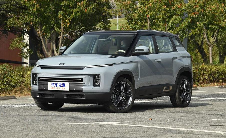 Geely Icon в космическом исполнении