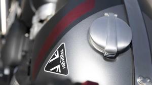 Triumph Thruxton RS 2020 года