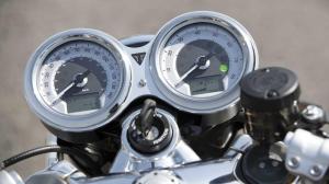 Triumph Thruxton RS 2020 года