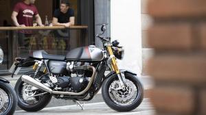 Triumph Thruxton RS 2020 года