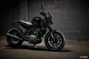 KTM 390 Duke by Ellaspede