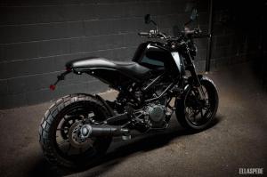KTM 390 Duke by Ellaspede