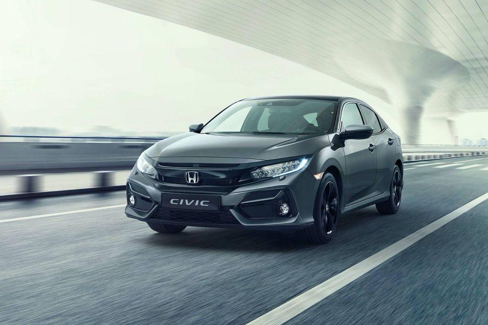 Honda Civic после обновления отказался от виртуального управления