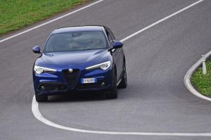 Alfa Romeo Stelvio Sprint 2019 года