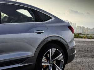Audi e-tron 55 Quattro Sporback S-Line 2019 года