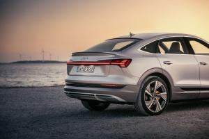 Audi e-tron 55 Quattro Sporback S-Line 2019 года