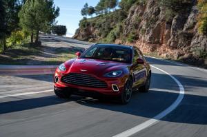 Aston Martin DBX 2020 года