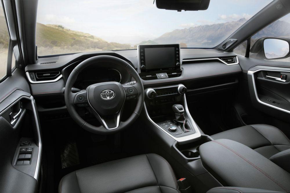 Toyota RAV4 Prime 2020 года
