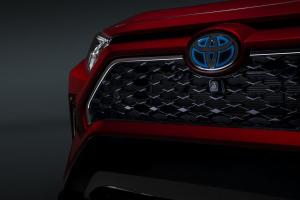 Toyota RAV4 Prime 2020 года