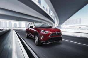 Toyota RAV4 Prime 2020 года
