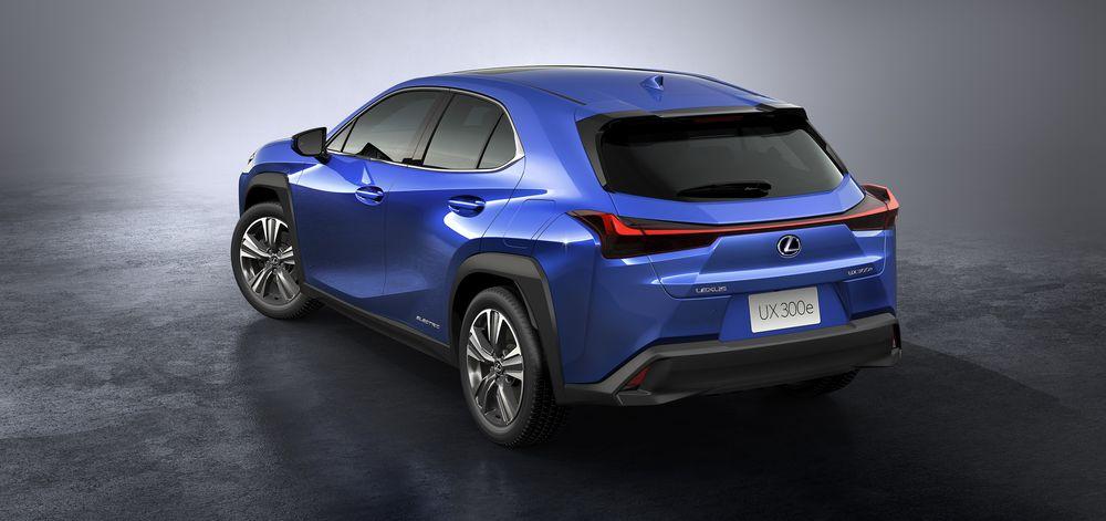 Lexus UX300e 2020 года