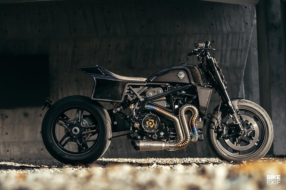 Ducati Hypermotard 939 в кастомном исполнении