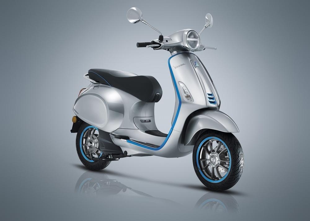 Электронный городской Vespa Elettrica 2020 года
