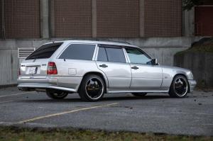 Mercedes-Benz 300 TE 4Matic 1993 года