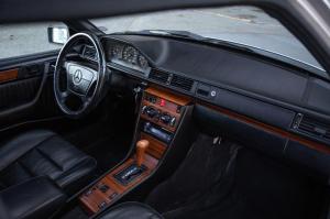 Mercedes-Benz 300 TE 4Matic 1993 года