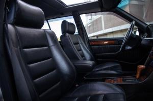 Mercedes-Benz 300 TE 4Matic 1993 года