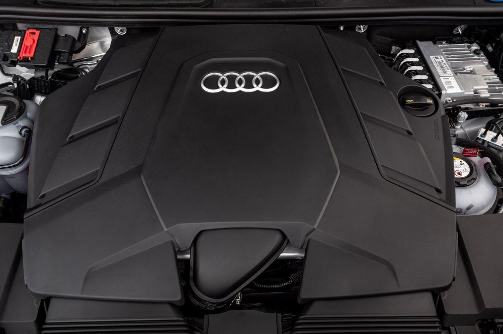 Audi Q7 60 TFSI e Quattro S-Line 2019 года