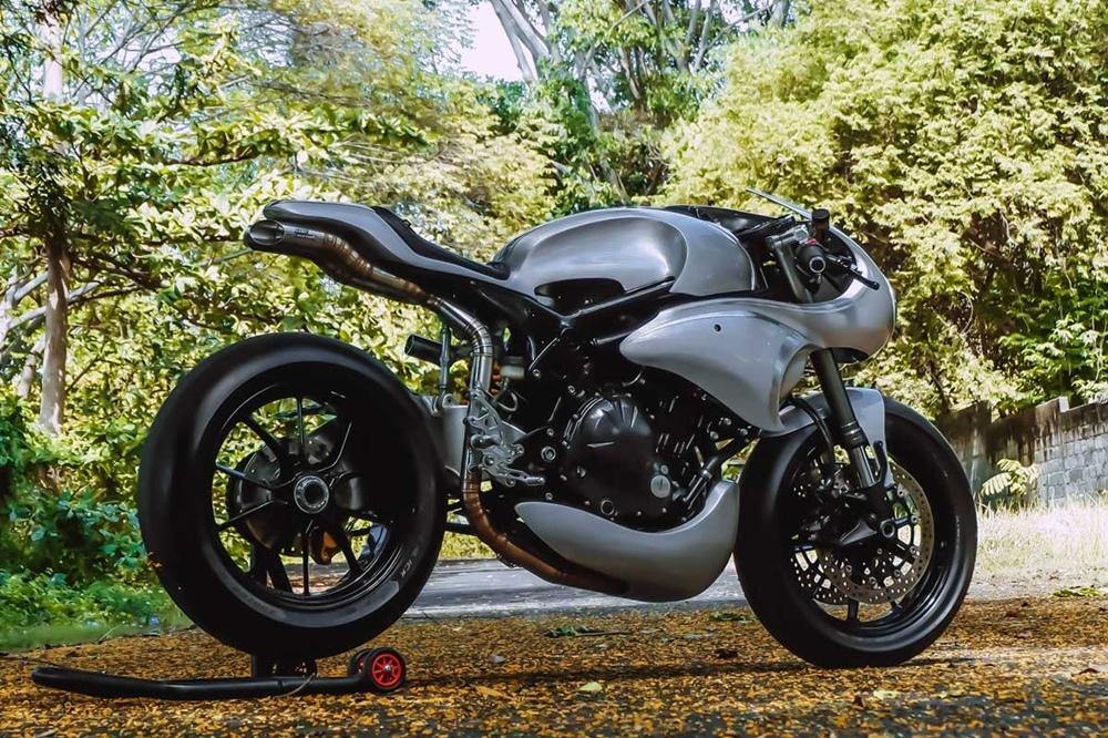 Kawasaki ER6n Bully by AMS Garage