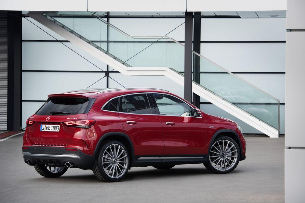 Mercedes-AMG GLA35 4Matic 2020 года