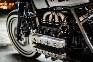 BMW K1100 by Vilnius Moto House