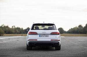 Audi Q7 60 TFSI e Quattro S-Line 2019 года