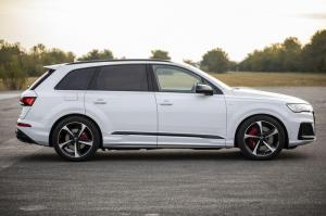 Audi Q7 60 TFSI e Quattro S-Line 2019 года