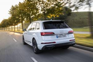 Audi Q7 60 TFSI e Quattro S-Line 2019 года